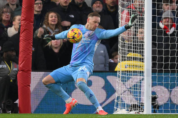 锐和冷静让 锐和冷静让