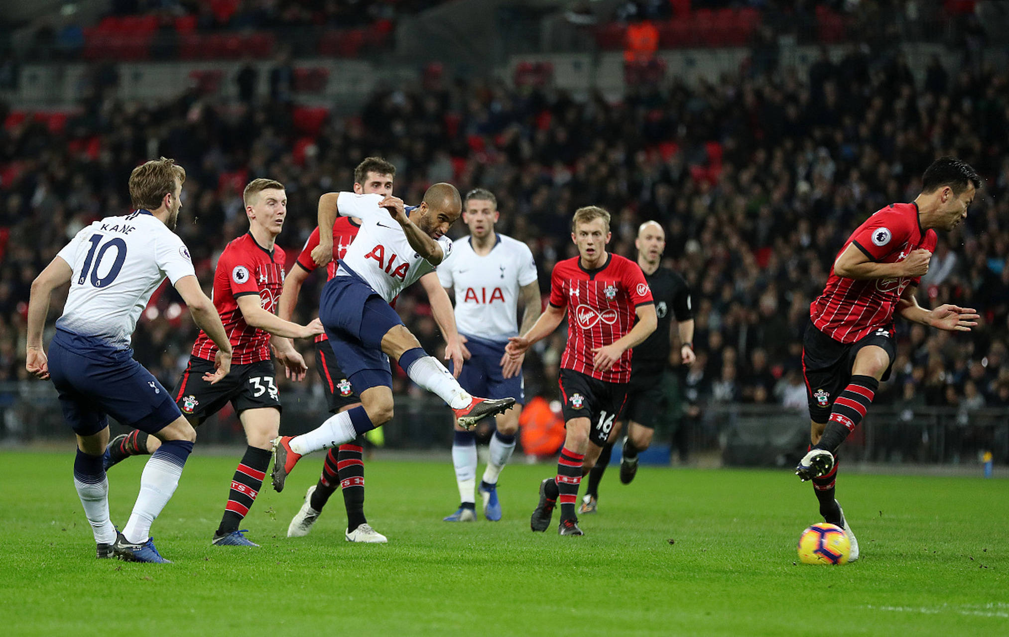 年轻守门员 年轻守门员